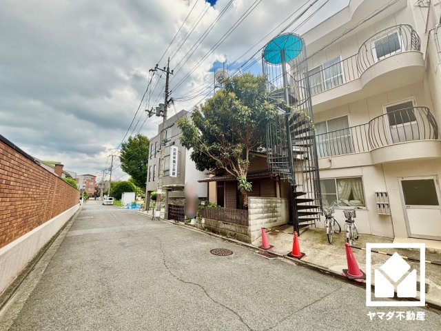 伏見区深草西浦町１丁目の外観