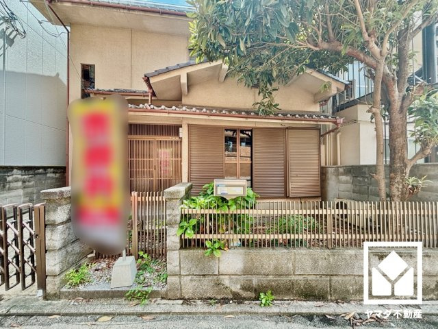 伏見区深草西浦町１丁目の玄関