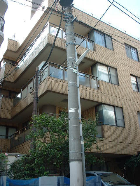 メゾン武蔵野　２０１・２０２号室の外観|外観1