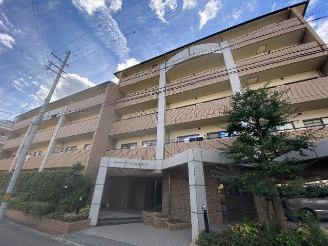 ラフィーネ武庫之荘の外観