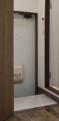 サンライズ京葉の玄関