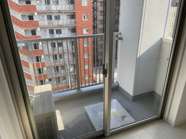 スカイレジデンス菊川のバルコニー