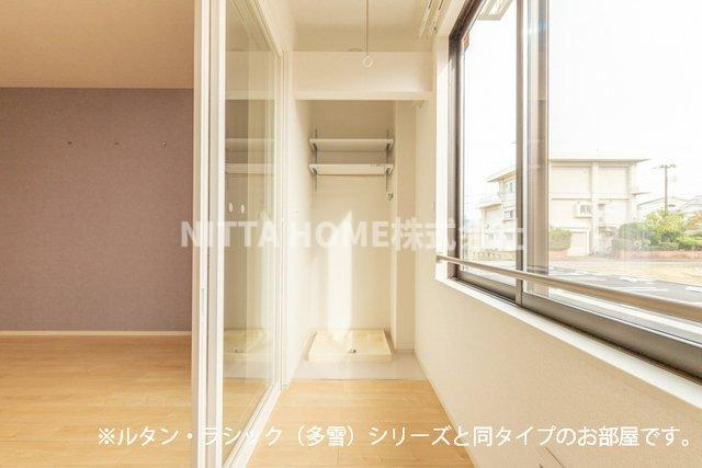 豊岡市塩津町のアパートのバルコニー|【完成イメージ】２．２帖のサンルームがついています◇