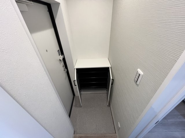 西宮市今津山中町新築アパートの玄関