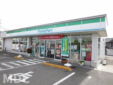 徳島市北島田町２丁目のアパートの周辺|ファミリーマートさんまで500m