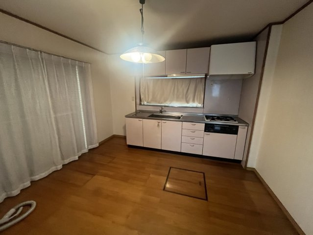 太子町東南中古戸建のキッチン