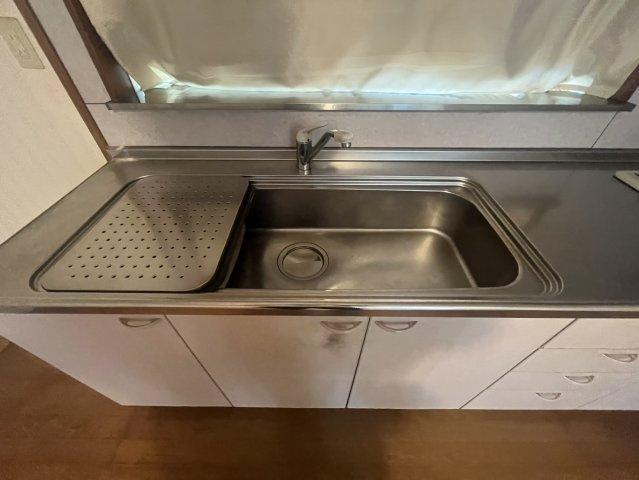 太子町東南中古戸建のキッチン