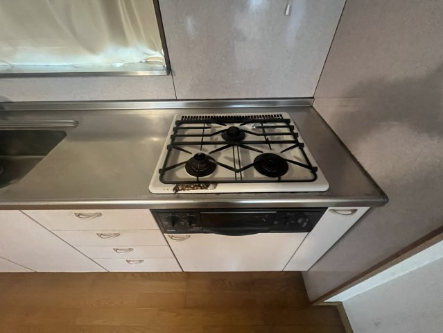 太子町東南中古戸建のキッチン