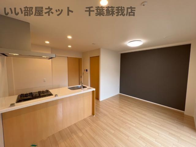 Eternal J（エターナル　ジェイ）の居間・リビング|こちらのリビングで趣味の時間をお楽しみください