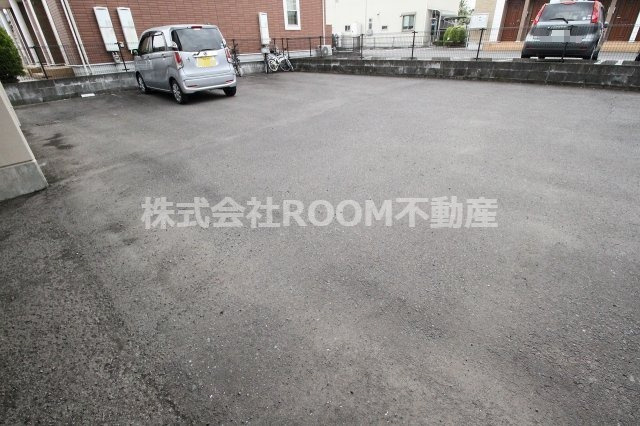 ガーデンHRの駐車場|駐車場です