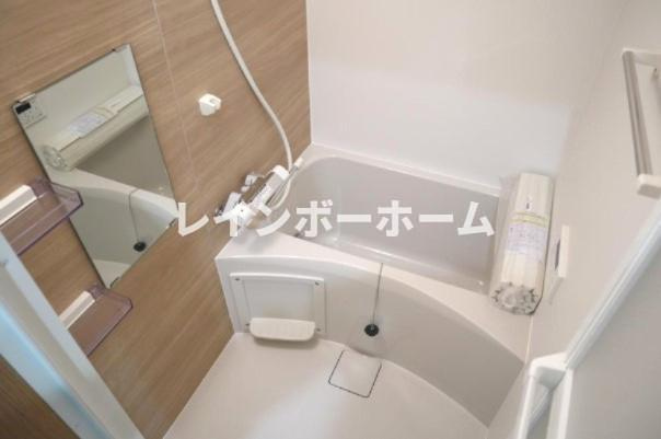 アットリラ南行徳の浴室