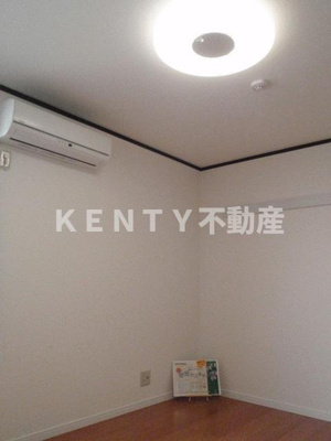 【寝室】 | サンロイヤル中延 | 使い勝手のいい寝室です