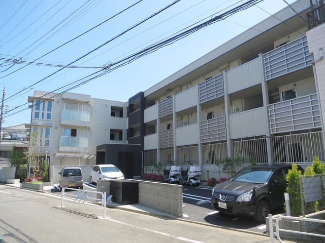 メゾンルミエールの外観|外観正面側です。