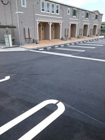 パールマリン　Ⅰの駐車場