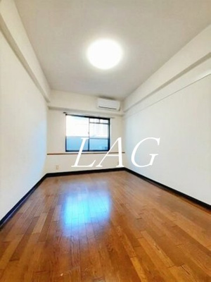 【居間・リビング】 | カーサＭ | 洋室のお部屋です。