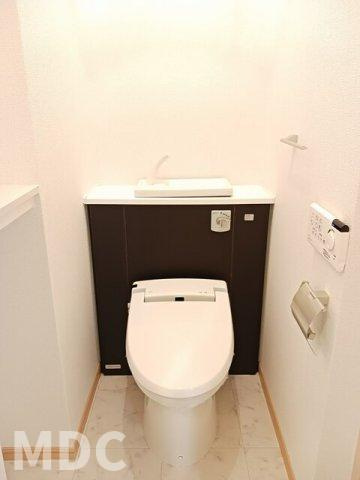徳島市北常三島町３丁目の賃貸マンションのトイレ