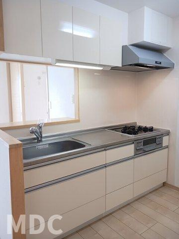 徳島市北常三島町３丁目の賃貸マンションのキッチン