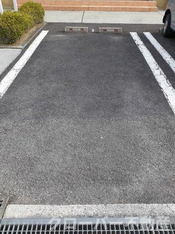 ヴィオラ・ハウスＨａＭａの駐車場