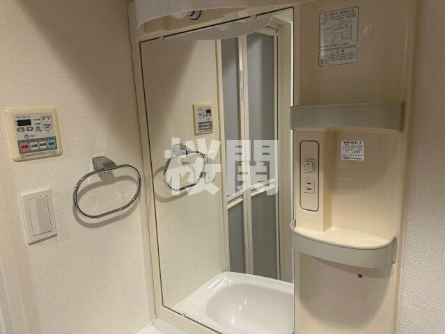 Ｒｉｓｉｎｇ　Ｐｌａｃｅ　桜木町二番館の独立洗面台