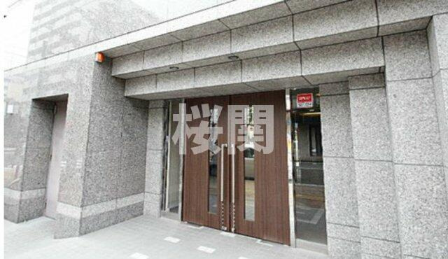 Ｒｉｓｉｎｇ　Ｐｌａｃｅ　桜木町二番館のエントランス