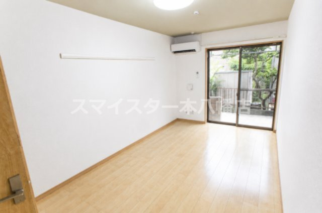 Royal Court 下総中山の寝室