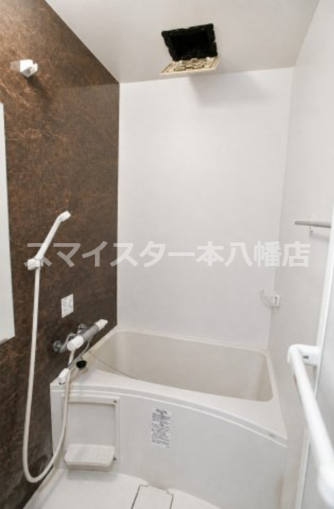 Royal Court 下総中山の浴室