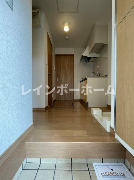フォレスト北千住の玄関