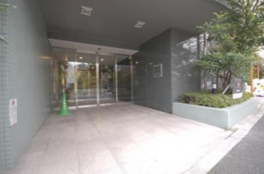 【エントランス】パークアクシス学芸大学 