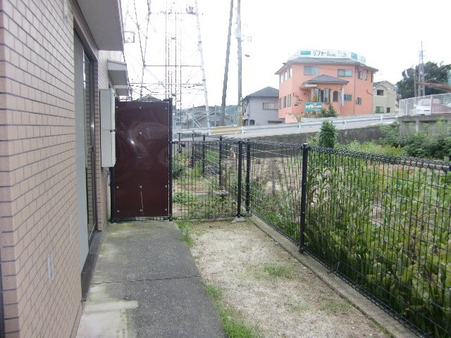 SERENO弐番館の庭