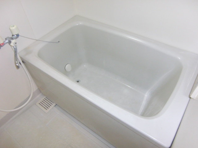 SERENO弐番館の浴室