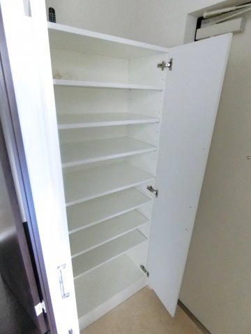 ザレジデンス茨木の収納