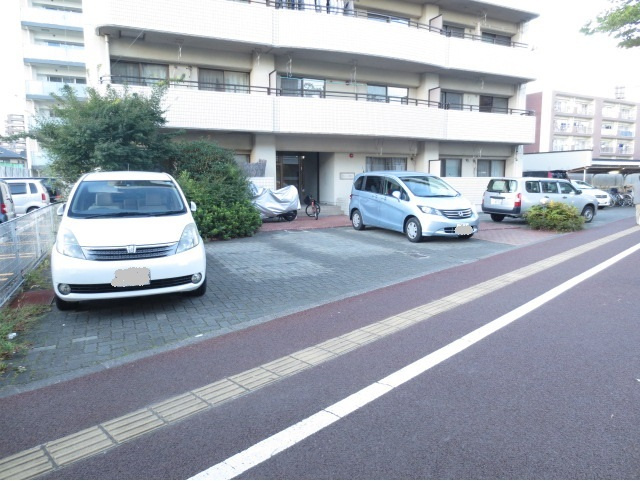 グランコーポ美穂Ⅰの駐車場
