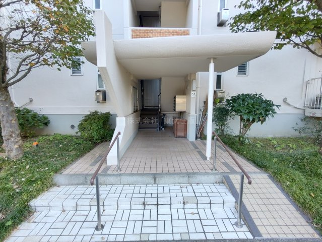 【エントランス】の画像