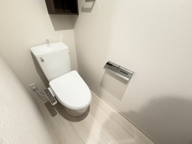 D-ROOM江井島のトイレ