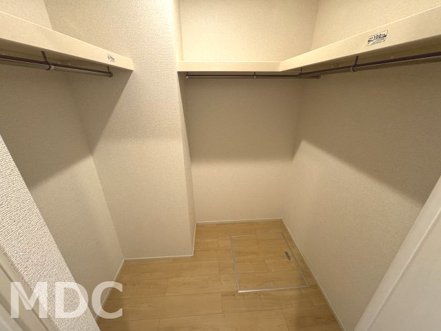 徳島市末広３丁目のアパートの収納