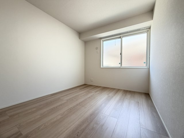 D-ROOM江井島の洋室