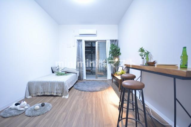 グランパシフィックPINE Luxeの居間・リビング