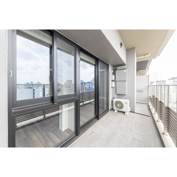 名古屋市中村区名駅南２丁目の賃貸マンションのバルコニー