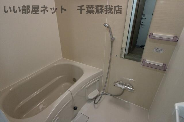 ＲＥＧＡＬＥＳＴ千葉の浴室|ゆったり過ごせるお風呂です
