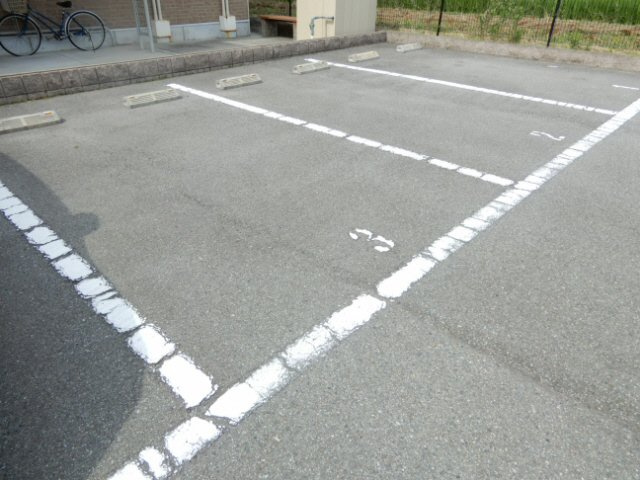 ステディアの駐車場