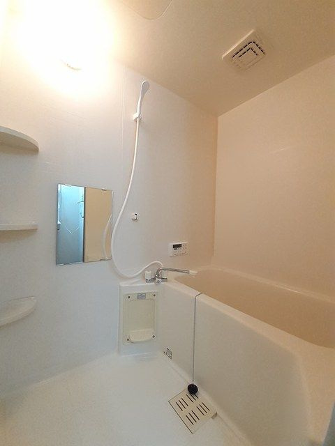 フレッシュタウン中河の浴室