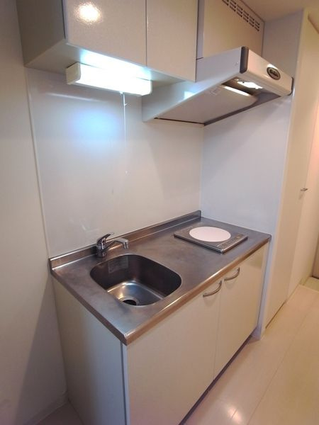 船橋市本町６丁目の賃貸マンションのキッチン