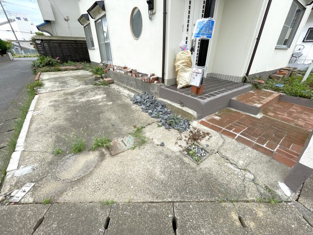 東金市田間貸家の駐車場
