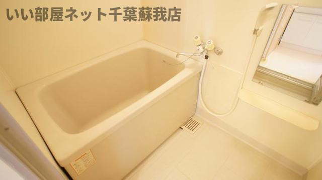 ラールコンホールターベウＢの浴室|お風呂で日々の疲れを落としましょう
