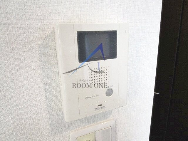 ヴァンヴェール岡埜のセキュリティ|モニター付きインターホンです。