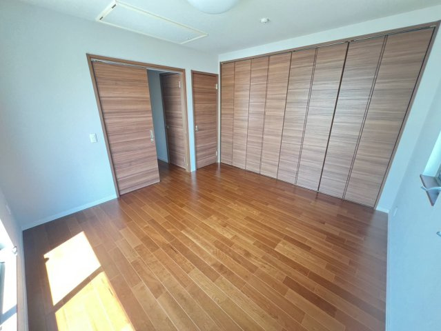 塩屋町6丁目貸家の寝室