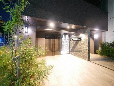レア横濱山手壱番館のエントランス