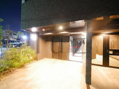 レア横濱山手壱番館のエントランス