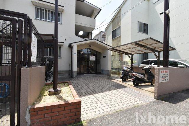 ニューハイツ相互のエントランス|建物の内部です