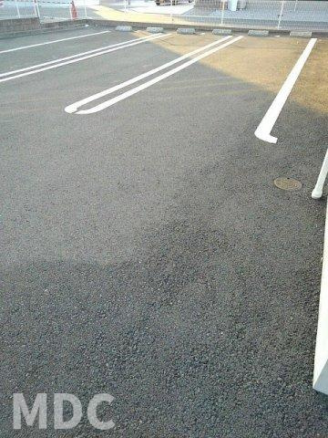 徳島市南沖洲３丁目のアパートの駐車場